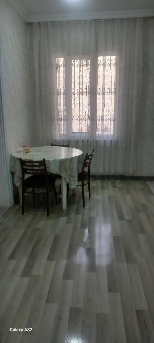 Apartment At Narimanov 151 Ganja Bagian luar foto